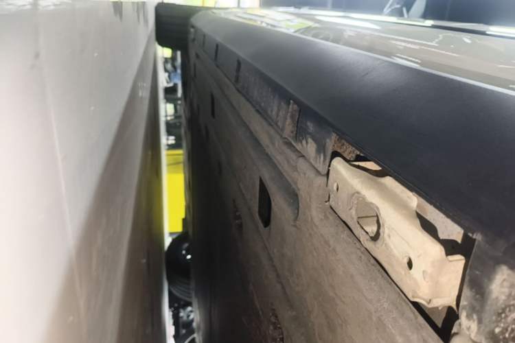 Used BYD Qin L 2025 EV 545KM Excellence Edition Left Side Sill