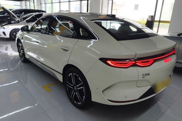 Used BYD Qin L 2025 EV 545KM Excellence Edition Rear Left 45 Deg