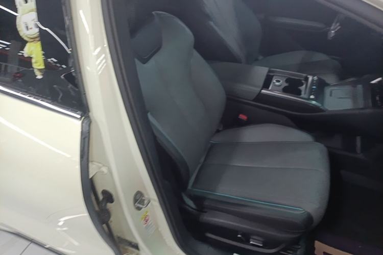 Used BYD Qin L 2025 EV 545KM Excellence Edition Right Front Seat
