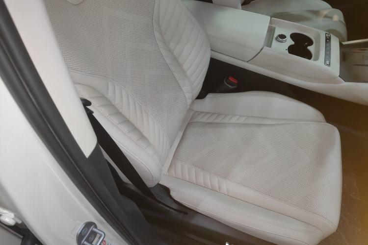 Used BYD Qin L 2025 EV 545KM Excellence Edition Right Front Seat