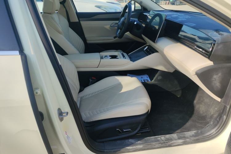 Used BYD Qin L 2025 EV 545KM Excellence Edition Right Front Seat
