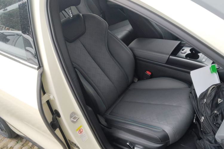 Used BYD Qin L 2025 EV 545KM Excellence Edition Right Front Seat