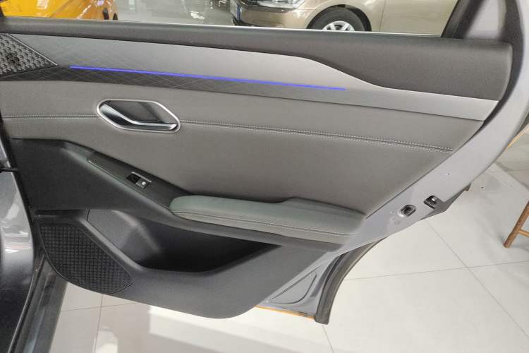 Used BYD Qin L 2025 EV 545KM Excellence Edition Right Rear Door Interior