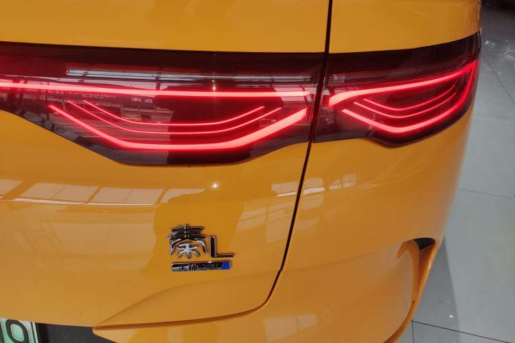 Used BYD Qin L 2025 EV 545KM Excellence Edition Right Rear Taillight