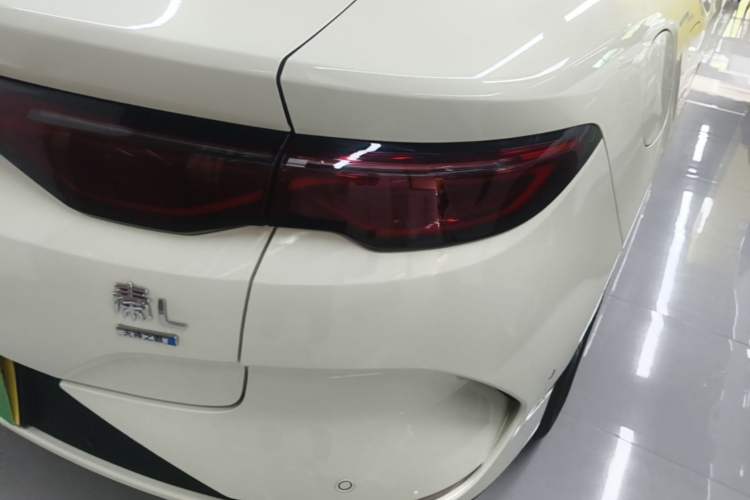 Used BYD Qin L 2025 EV 545KM Excellence Edition Right Rear Taillight