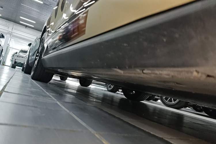 Used BYD Qin L 2025 EV 545KM Beyond Version Right Side Sill