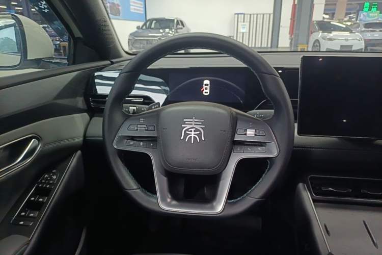 Used BYD Qin L 2025 EV 545KM Beyond Version Steering Wheel