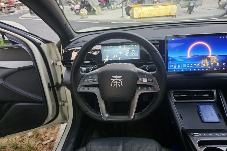 Used BYD Qin L 2025 EV 545KM Beyond Version Steering Wheel