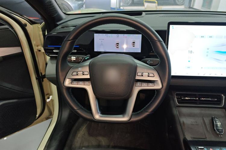 Used BYD Qin L 2025 EV 545KM Excellence Edition Steering Wheel
