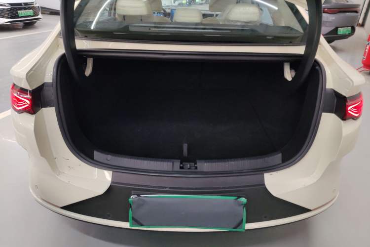 Used BYD Qin L 2025 EV 545KM Excellence Edition Trunk