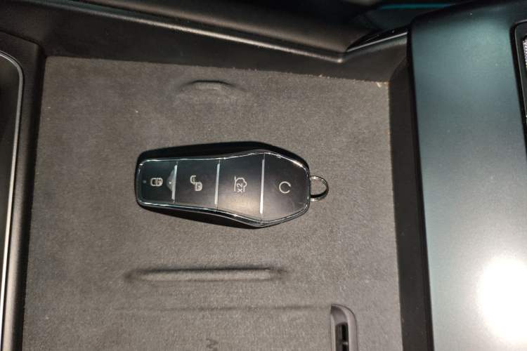 Used BYD Qin L 2025 EV 545KM Excellence Edition Vehicle Key