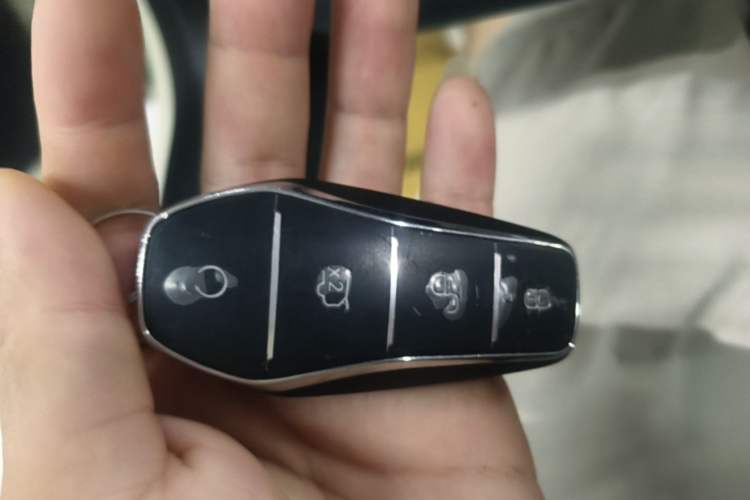 Used BYD Qin L 2025 EV 545KM Excellence Edition Vehicle Key