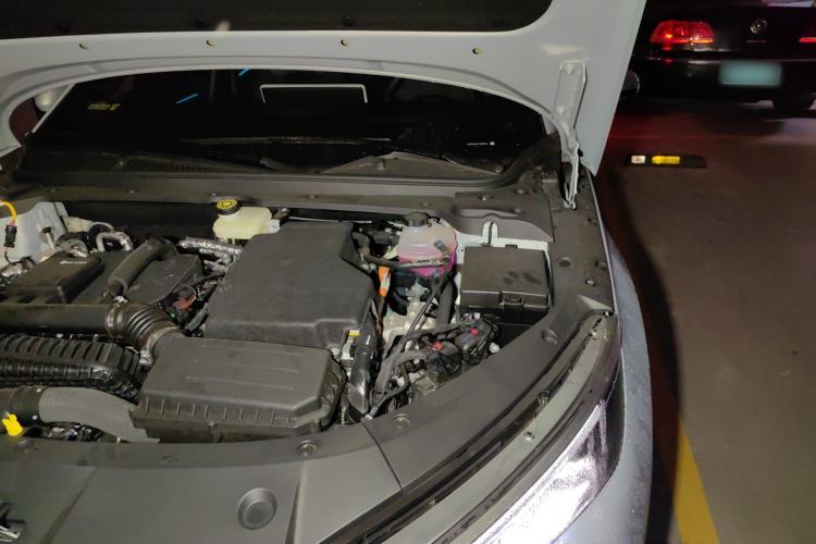 Used BYD Qin L 2026 Model DM-i 210KM Cloud Suspension Version Engine Bay Left