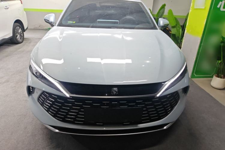 Used BYD Qin L 2026 Model DM-i 210KM Cloud Suspension Version Front
