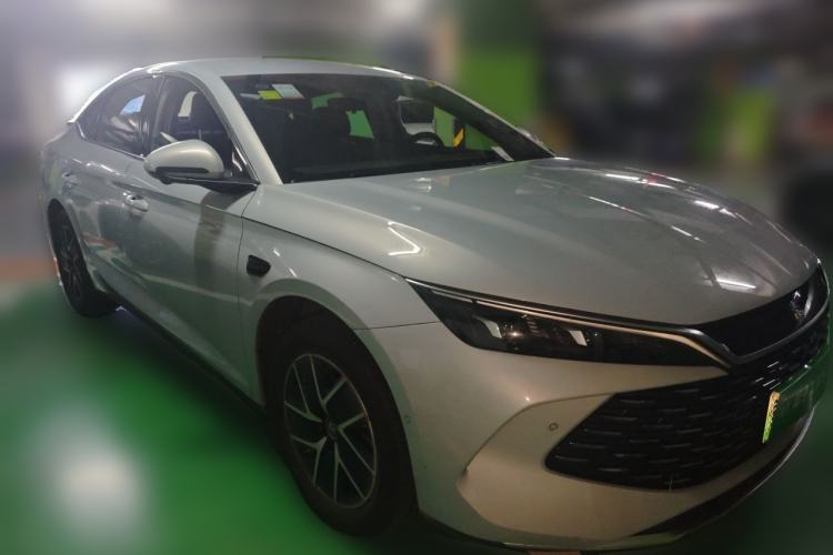 Used BYD Qin L 2026 DM-i 128KM Leading Edition Front Right 45 Deg