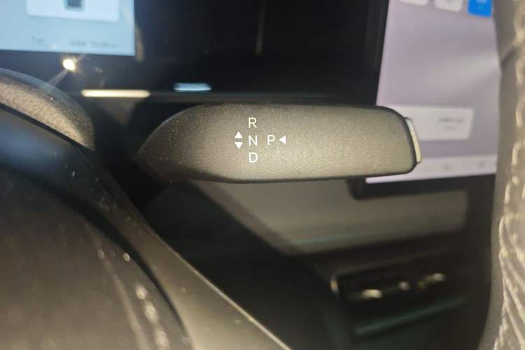 Used BYD Qin L 2026 DM-i 128KM Leading Edition Gear Lever