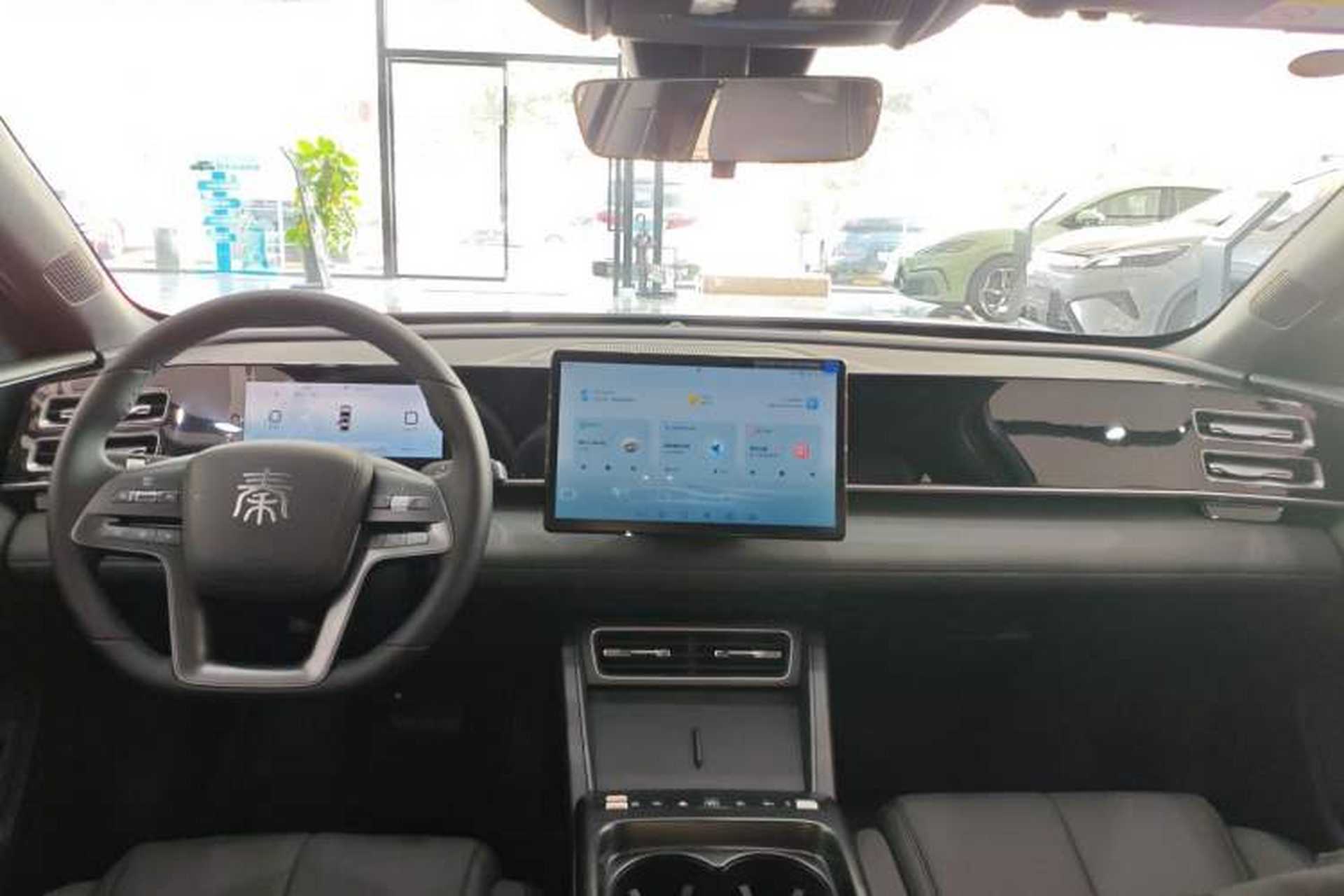 Used BYD Qin L 2026 DM-i 128KM Progressive Edition Interior 2