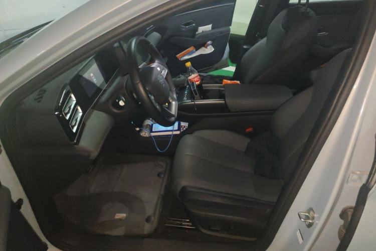 Used BYD Qin L 2026 DM-i 128KM Leading Edition Left Front Seat