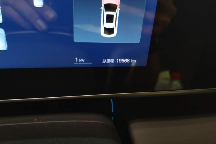 Used BYD Qin L 2026 DM-i 128KM Leading Edition Odometer Close Up