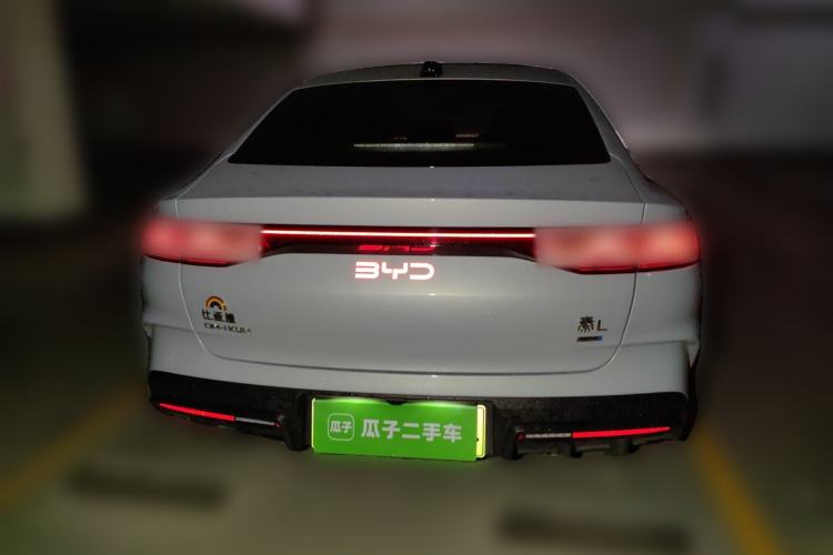 Used BYD Qin L 2026 Model DM-i 210KM Cloud Suspension Version Rear