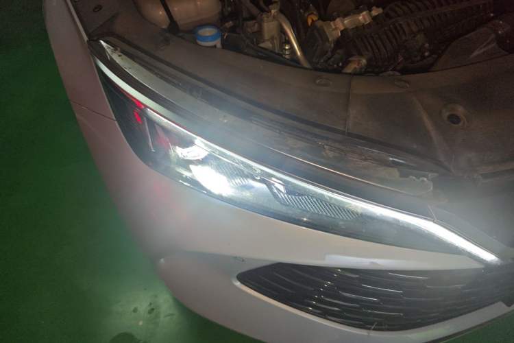 Used BYD Qin L 2026 DM-i 128KM Leading Edition Right Front Headlight