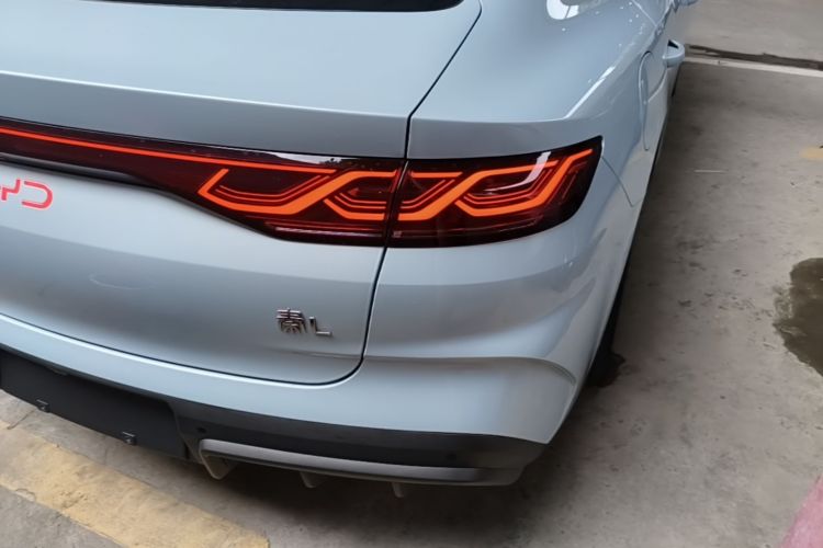 Used BYD Qin L 2026 DM-i 128KM Progressive Edition Right Rear Taillight