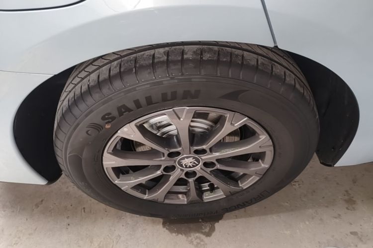 Used BYD Qin L 2026 DM-i 128KM Progressive Edition Right Rear Wheel Hub
