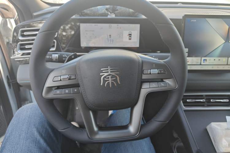 Used BYD Qin L 2026 DM-i 128KM Leading Edition Steering Wheel