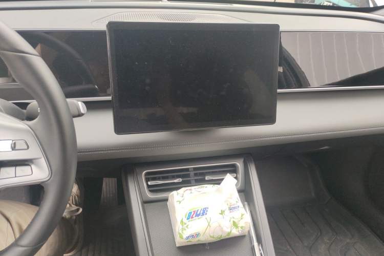 Used BYD Qin L 2026 DM-i 128KM Progressive Edition Audio And AC Panel