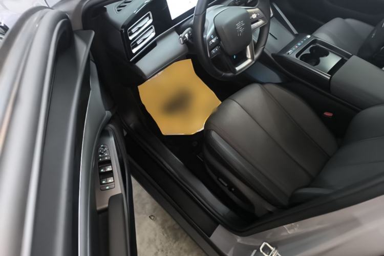 Used BYD Qin L 2026 Model DM-i 210KM Beyond Version Driver Seat