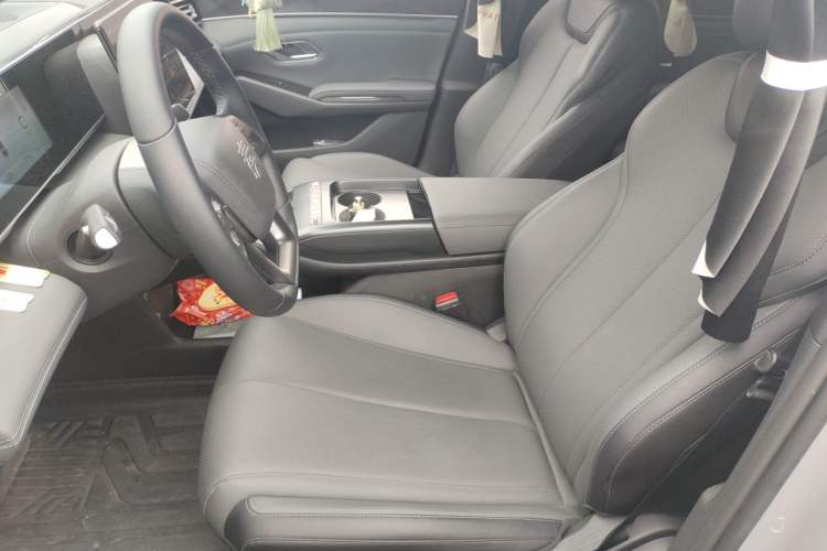 Used BYD Qin L 2026 DM-i 128KM Progressive Edition Driver Seat