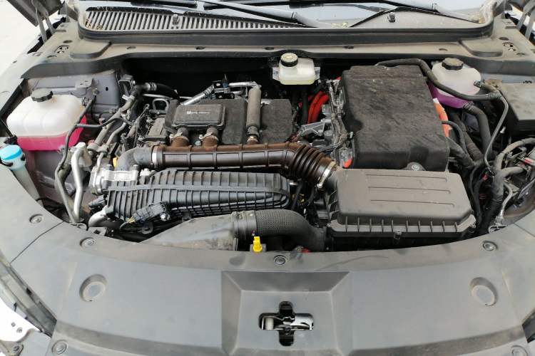 Used BYD Qin L 2026 DM-i 128KM Leading Edition Engine Bay