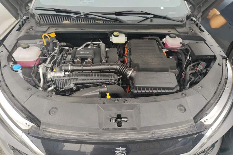 Used BYD Qin L 2026 DM-i 128KM Progressive Edition Engine Bay