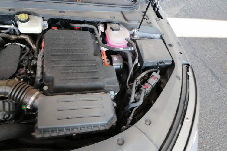 Used BYD Qin L 2026 DM-i 128KM Progressive Edition Engine Bay Left