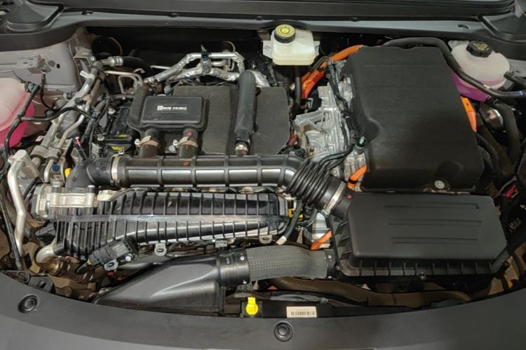 Used BYD Qin L 2026 DM-i 128KM Leading Edition Engine Bay