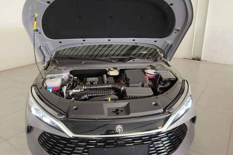 Used BYD Qin L 2026 DM-i 128KM Leading Edition Engine Bay