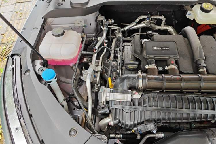 Used BYD Qin L 2026 DM-i 128KM Leading Edition Engine Bay Right