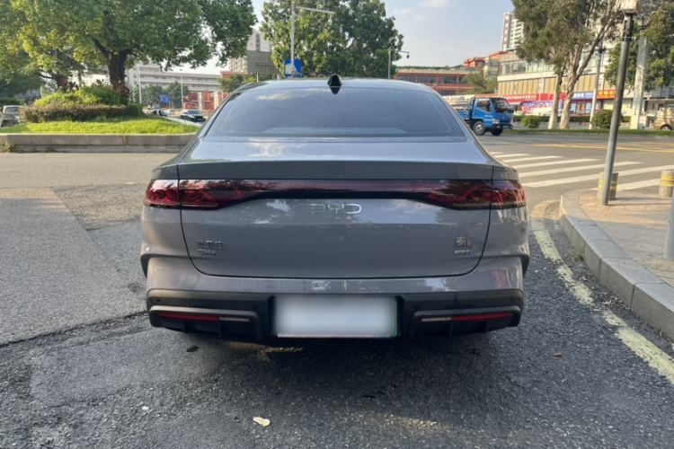 Used BYD Qin L 2026 Model DM-i 210KM Beyond Version Exterior 3