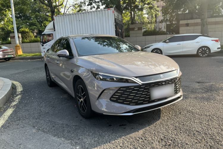 Used BYD Qin L 2026 Model DM-i 210KM Beyond Version Exterior 5