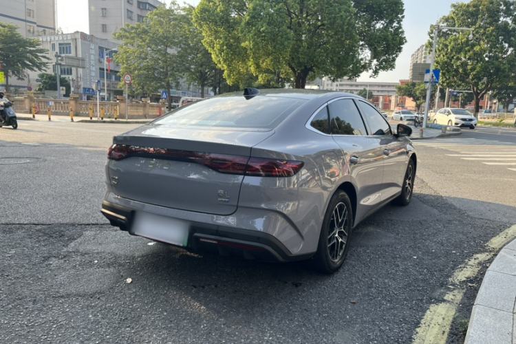 Used BYD Qin L 2026 Model DM-i 210KM Beyond Version Exterior 7