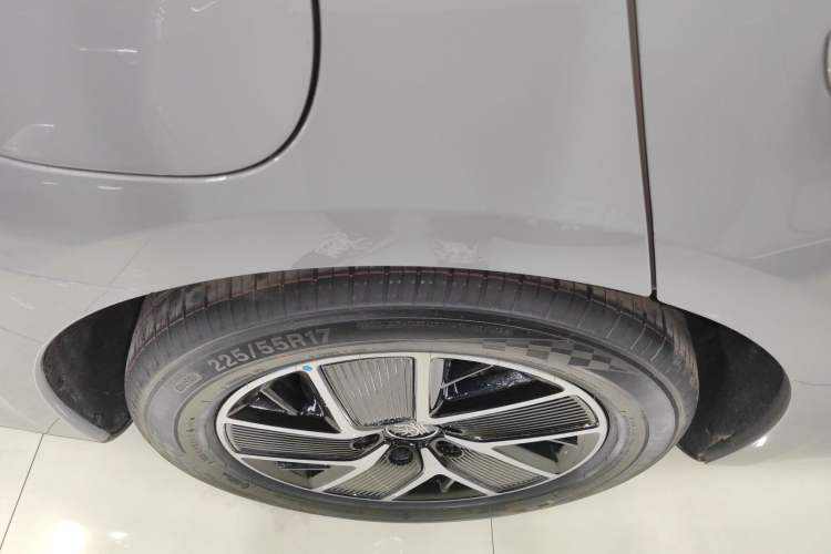 Used BYD Qin L 2026 DM-i 128KM Leading Edition Exterior 8