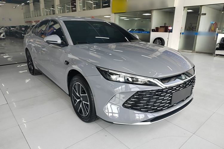 Used BYD Qin L 2026 DM-i 128KM Leading Edition Front Right 45 Deg