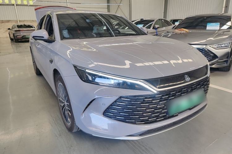 Used BYD Qin L 2026 Model DM-i 210KM Cloud Suspension Version Front Right 45 Deg