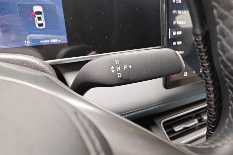 Used BYD Qin L 2026 DM-i 128KM Leading Edition Gear Lever