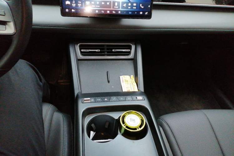 Used BYD Qin L 2026 DM-i 128KM Leading Edition Gear Lever