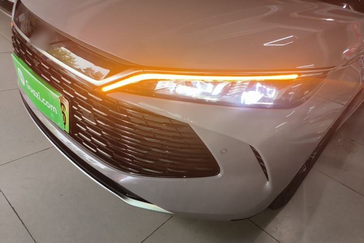 Used BYD Qin L 2026 Model DM-i 210KM Beyond Version Left Front Headlight
