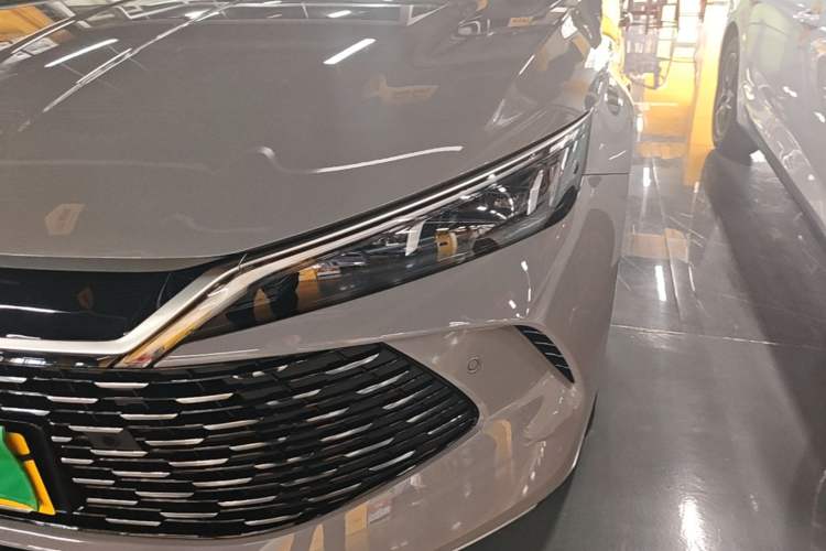 Used BYD Qin L 2026 Model DM-i 210KM Beyond Version Left Front Headlight