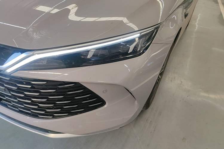 Used BYD Qin L 2026 Model DM-i 210KM Cloud Suspension Version Left Front Headlight