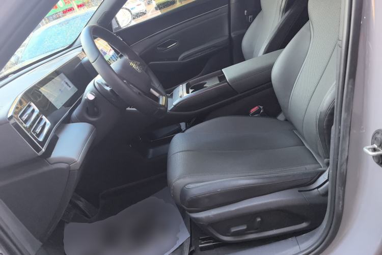 Used BYD Qin L 2026 DM-i 128KM Leading Edition Left Front Seat