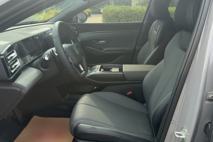 Used BYD Qin L 2026 DM-i 128KM Leading Edition Left Front Seat
